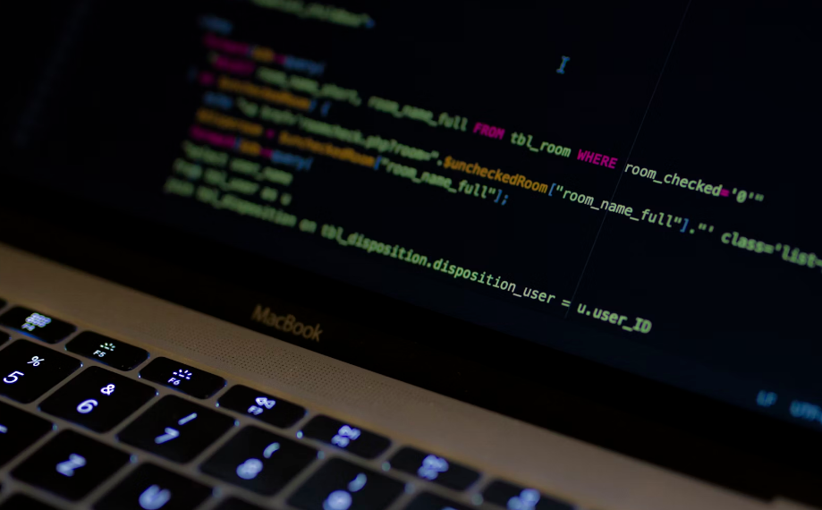 Programavimo kursai: pirmas žingsnis į IT karjerą